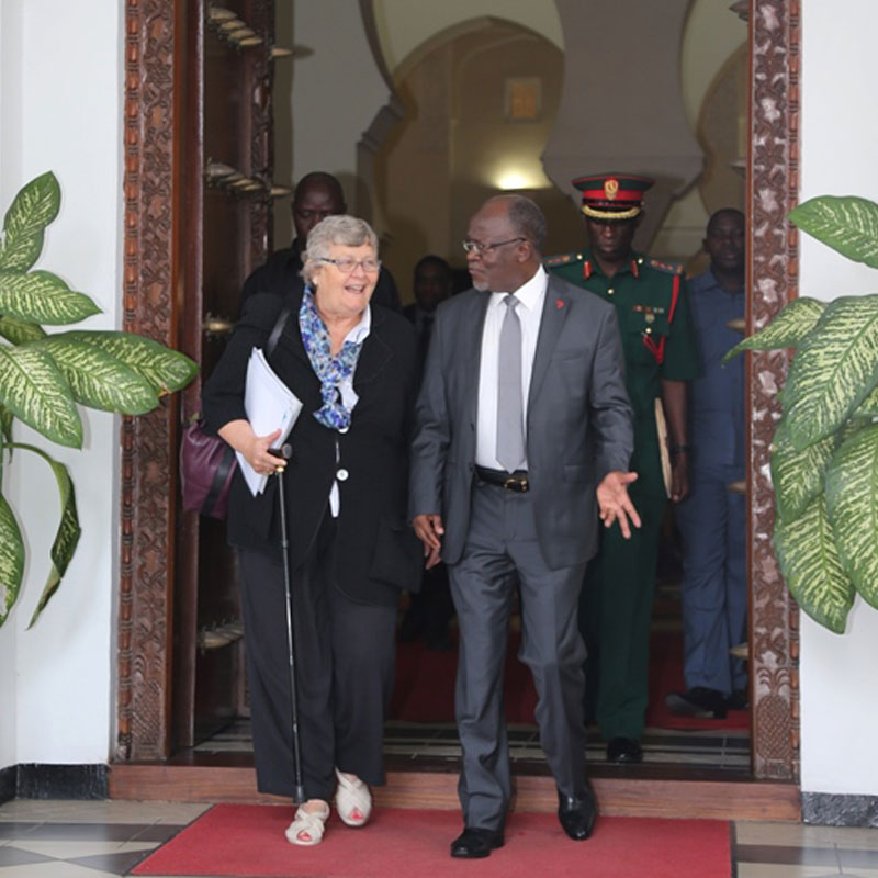 AML Baroness Lynda Chalker with Magafuli, Tanzania